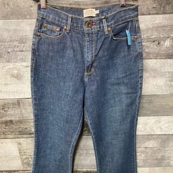 TOMMY HILFIGER Weekender Stretch Jeans Size: 27 NWT - Picture 1 of 7